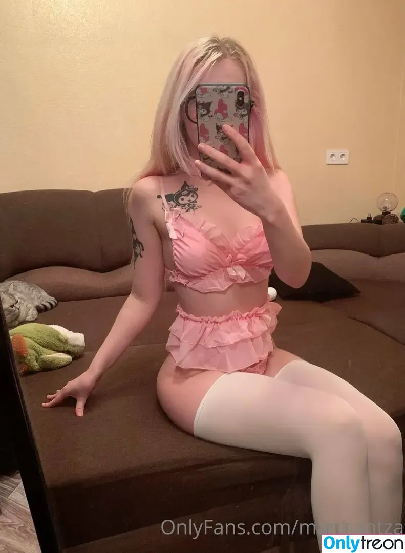 marihantza nude photo #0198 (marishechhka / marishechkka)