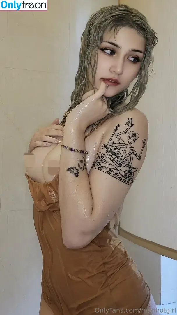 marihotgirl nude photo #0009 (marihotgirl)