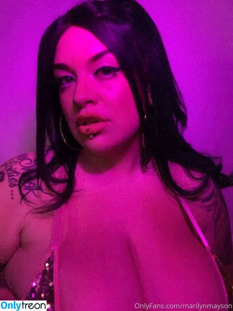 marilynmayson nude photo #0010 (killthemwithfineness)