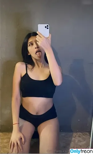  nude photo #0009