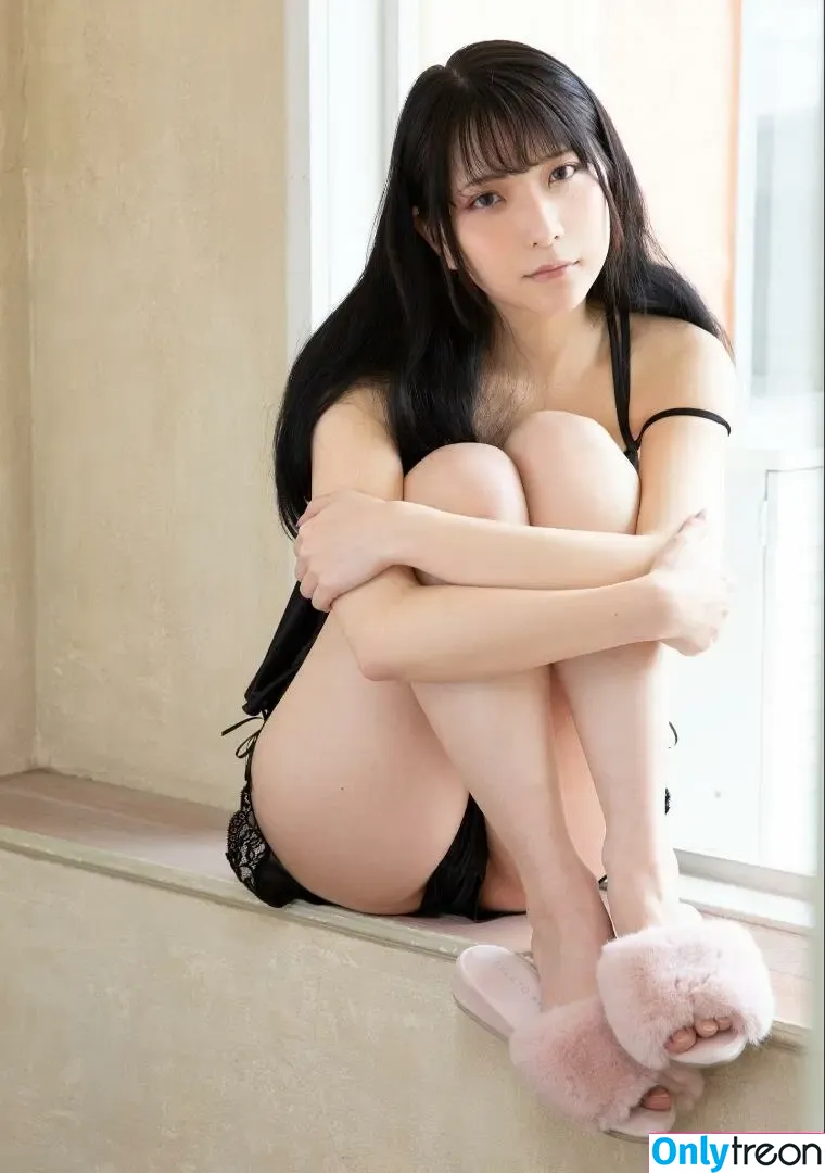 Marina Amatsu nude photo #0004 (r_ap82_ / r_ap8_ / あまつまりな)