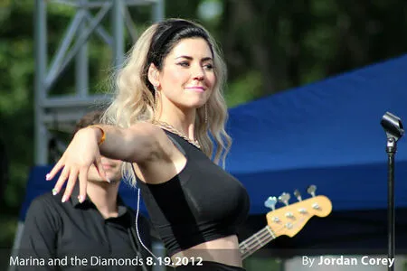 Marina Diamandis / marina and the diamonds / marinadiamandis nude photo #0171