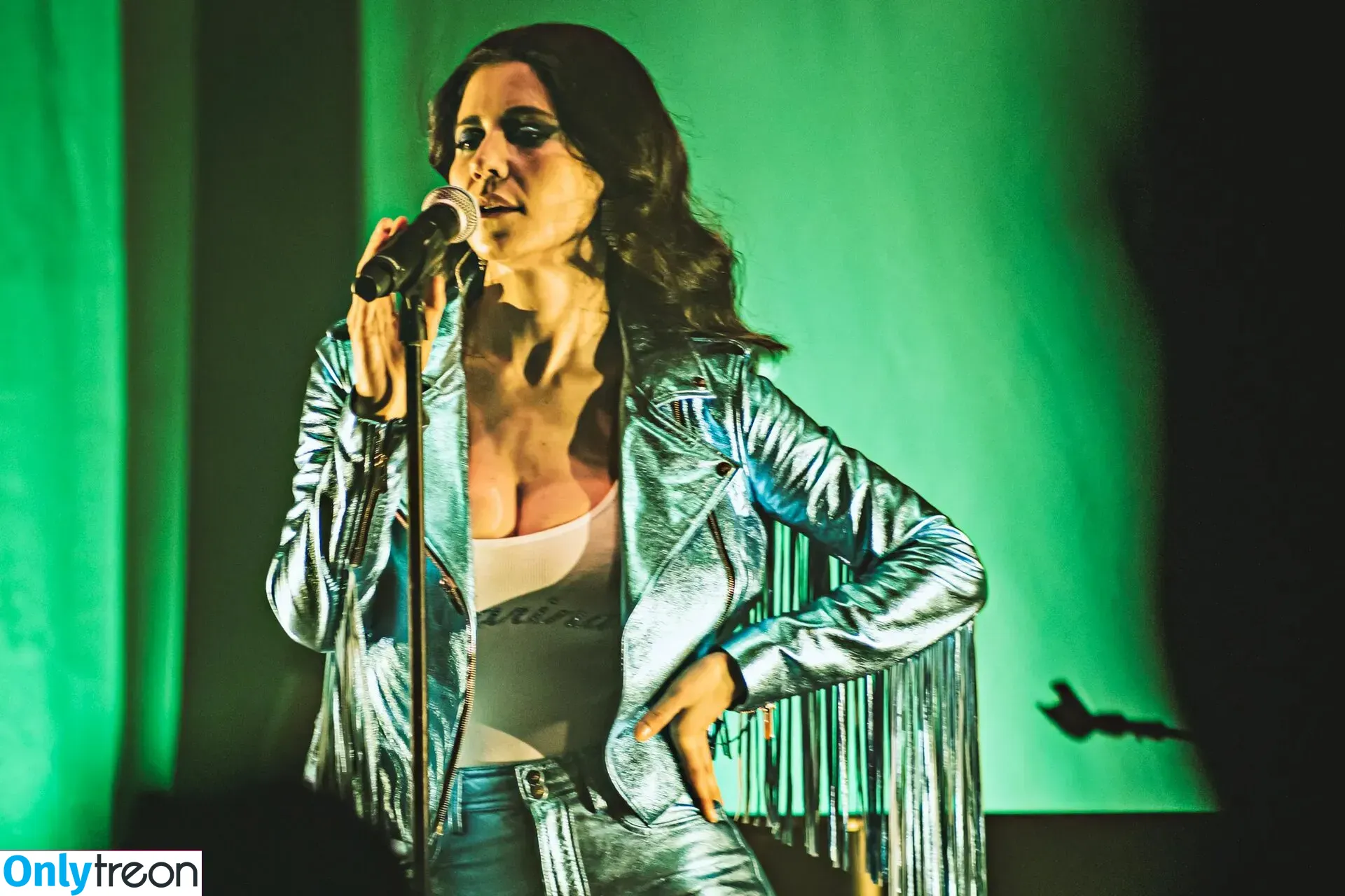 Marina Diamandis nude photo #0160 (marina and the diamonds / marinadiamandis)