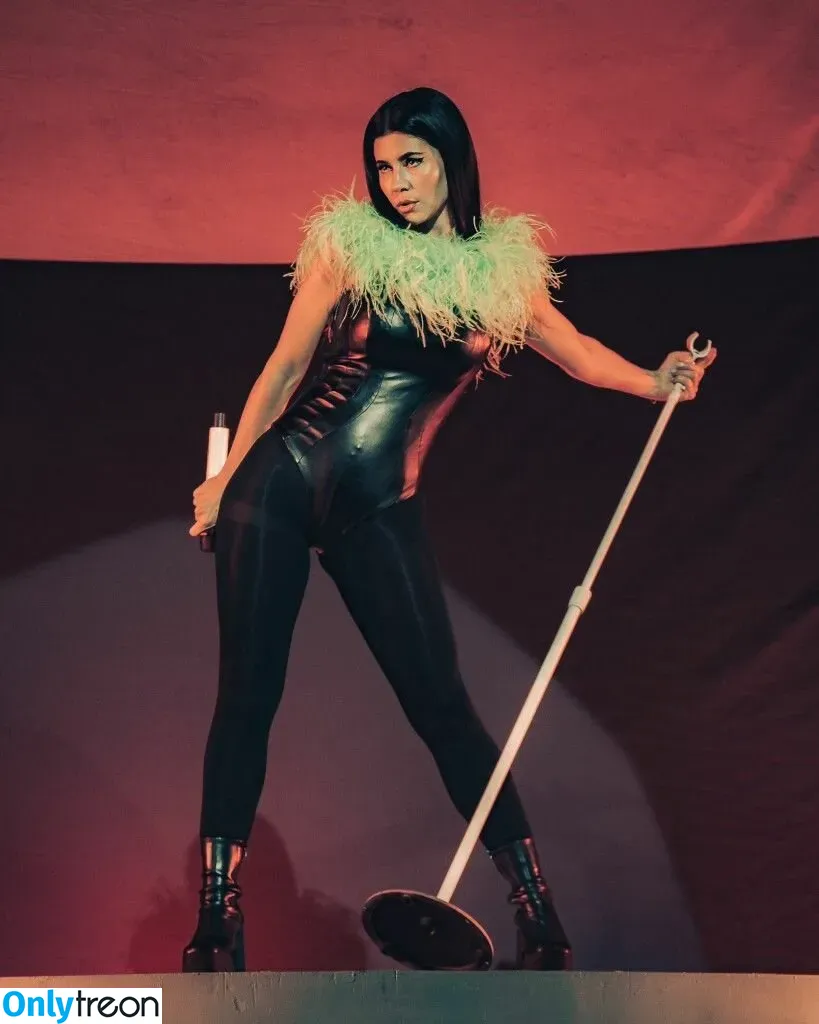 Marina Diamandis nude photo #0241 (marina and the diamonds / marinadiamandis)