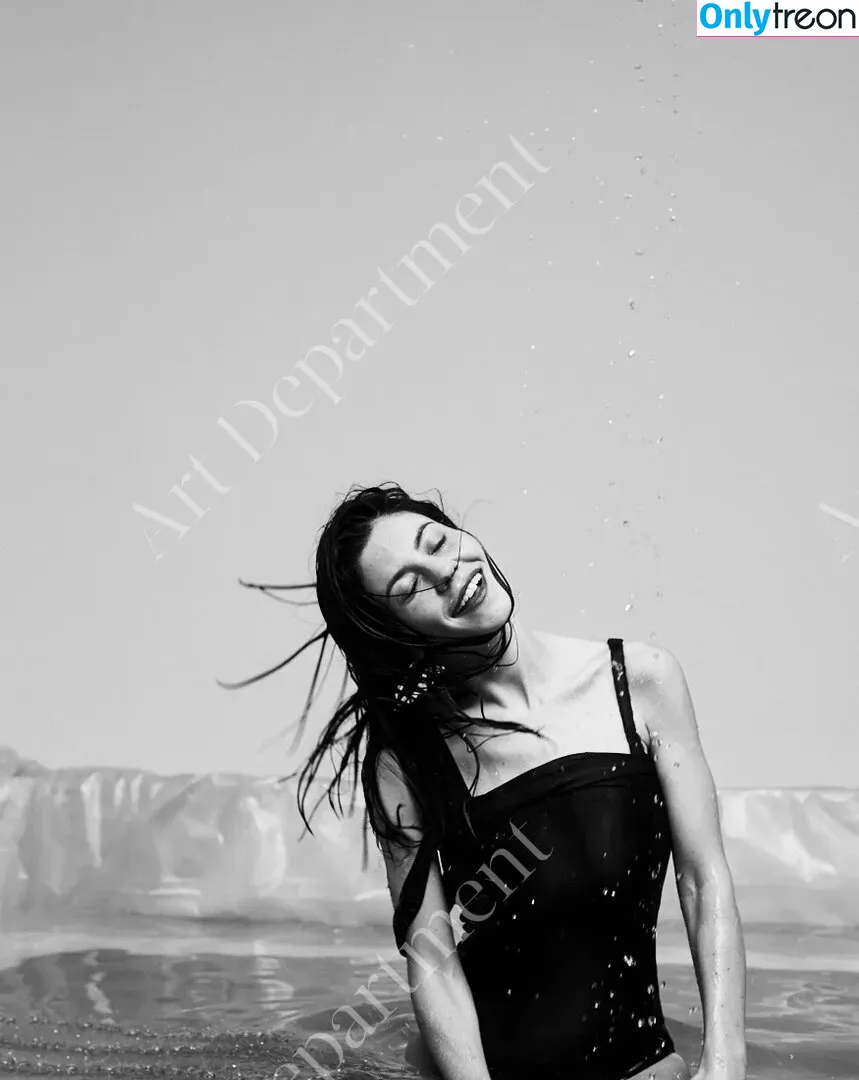 Marina Diamandis nude photo #0254 (marina and the diamonds / marinadiamandis)
