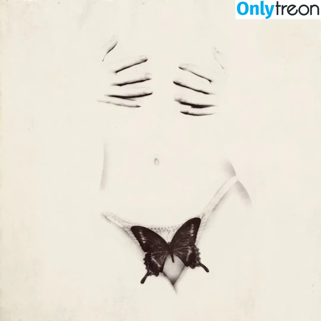 Marina Diamandis nude photo #0548 (marina and the diamonds / marinadiamandis)