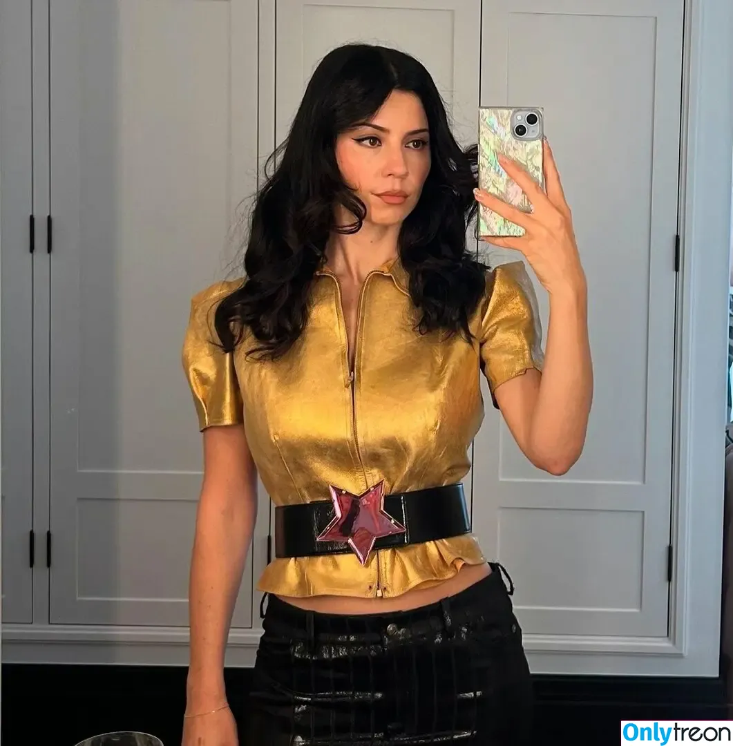 Marina Diamandis nude photo #0586 (marina and the diamonds / marinadiamandis)