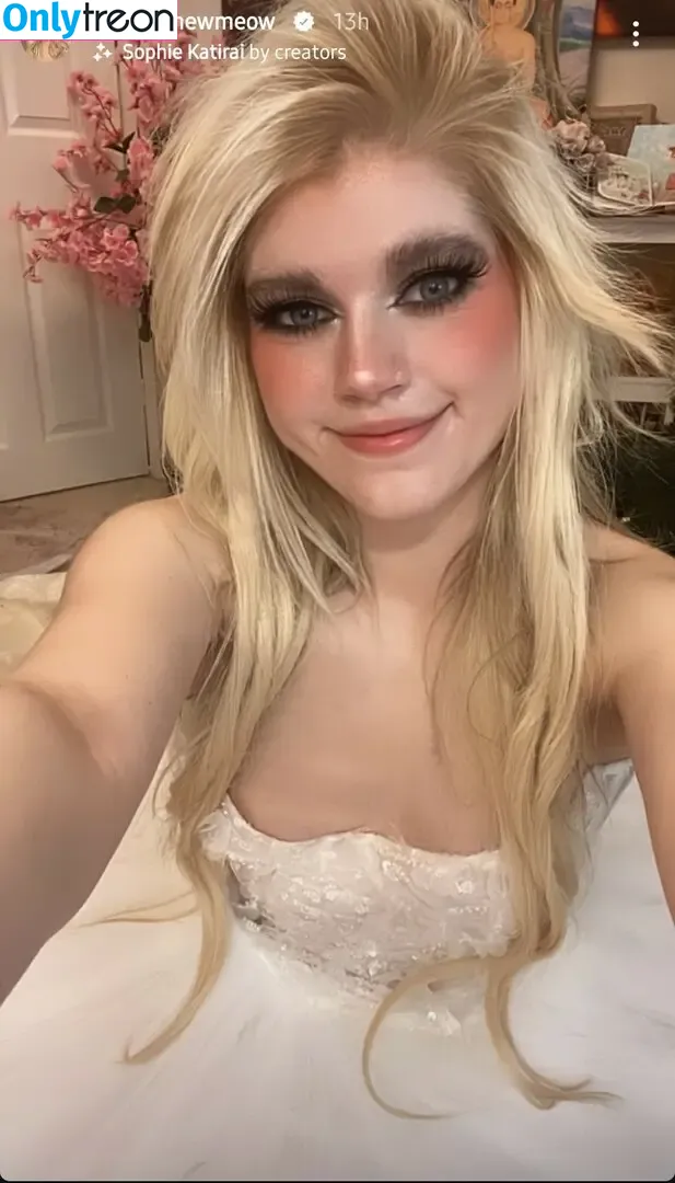 Marina Joyce nude photo #0001 (marinamewmeow)