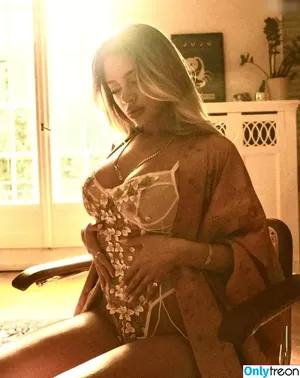  nude photo #0007