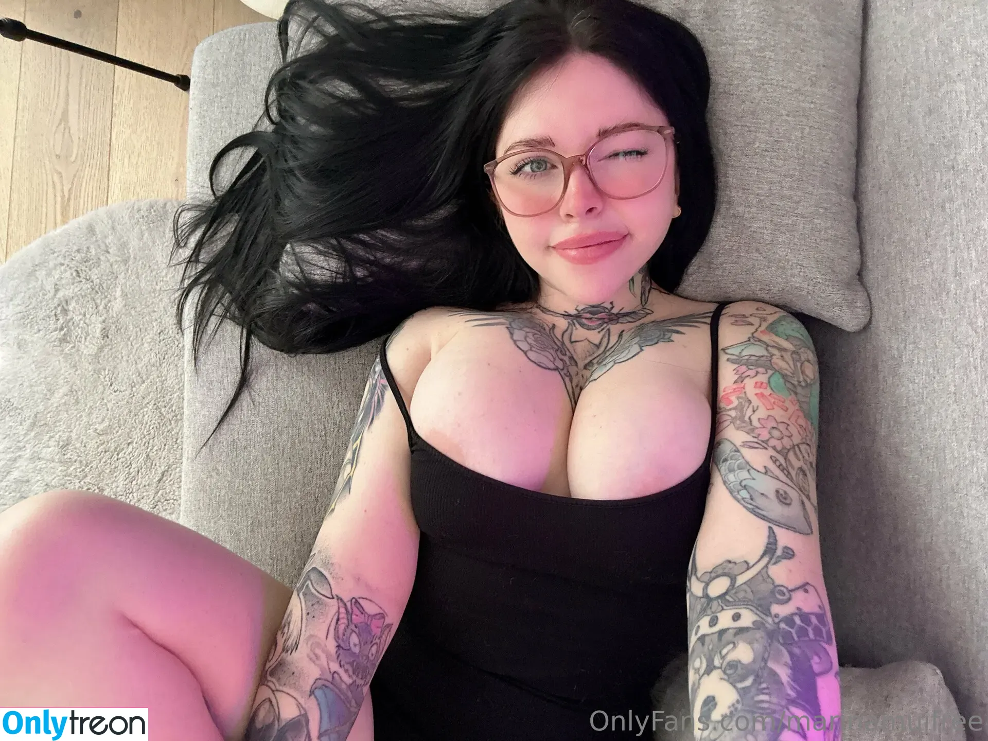 marinamuifree nude photo #0027 (marinamuifree)