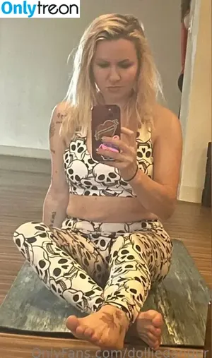 Marlyn Merlot / AKA Laurie Jean Menz / Dollie Danger / marilyn_merlot_insta / therealmarilynmerlot nude photo #0037