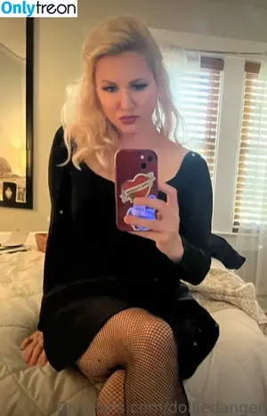 Marlyn Merlot / AKA Laurie Jean Menz / Dollie Danger / marilyn_merlot_insta / therealmarilynmerlot nude photo #0060