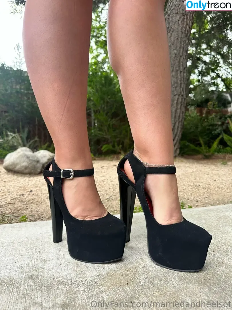 marriedandheelsof nude photo #0180 (marriedandheels)