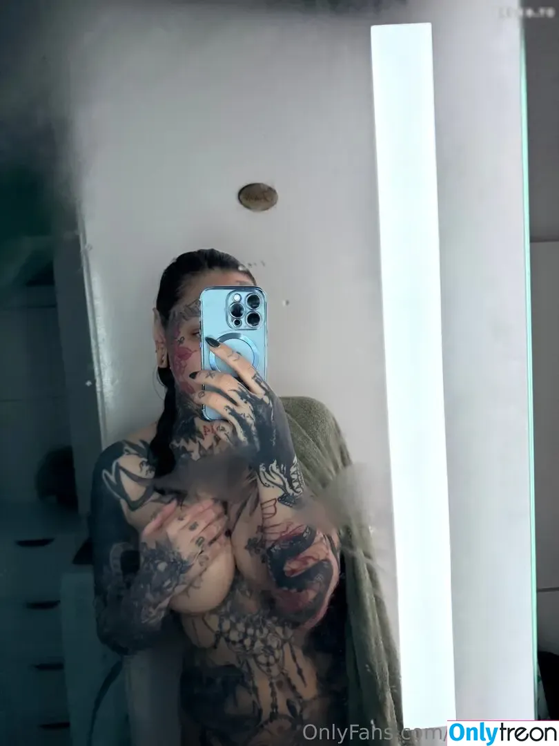 Marry Boeh nude photo #0031 (Vampvirya / theblxckwolf)