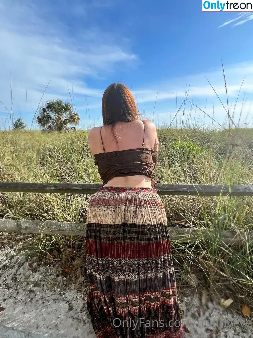 Marsie nude photo #0006 (luvmarsie / theyluvmarsie)
