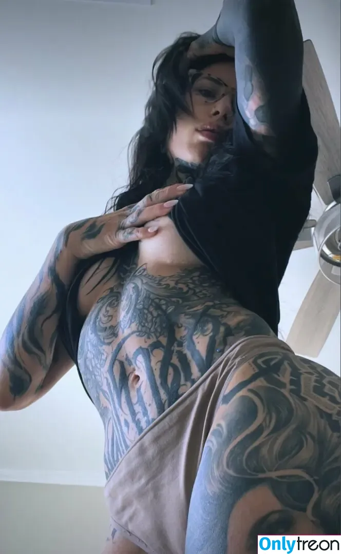 martamake nude photo #0105 (martamakeart)