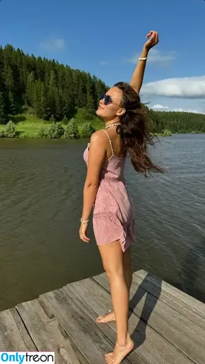 Marusya Shiklina / Marusya outdoors / marusya / marusya.shiklina nude photo #0149