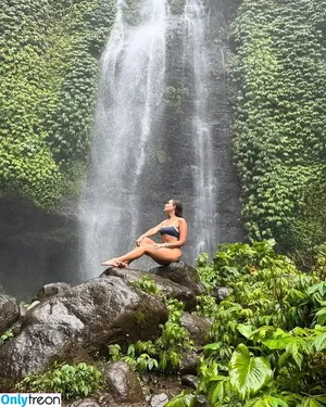 Marusya Shiklina / Marusya outdoors / marusya / marusya.shiklina nude photo #0369