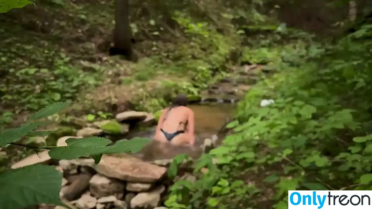 Marusya Shiklina nude photo #0040 (Marusya outdoors / marusya / marusya.shiklina)