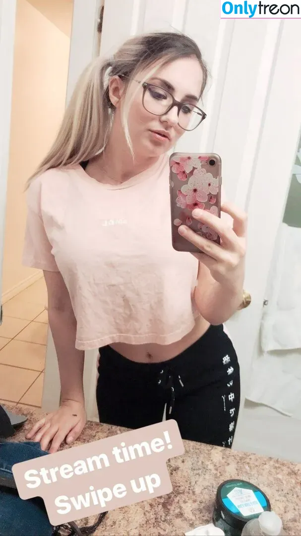 Maruwins nude photo #0095 (Maruwins)