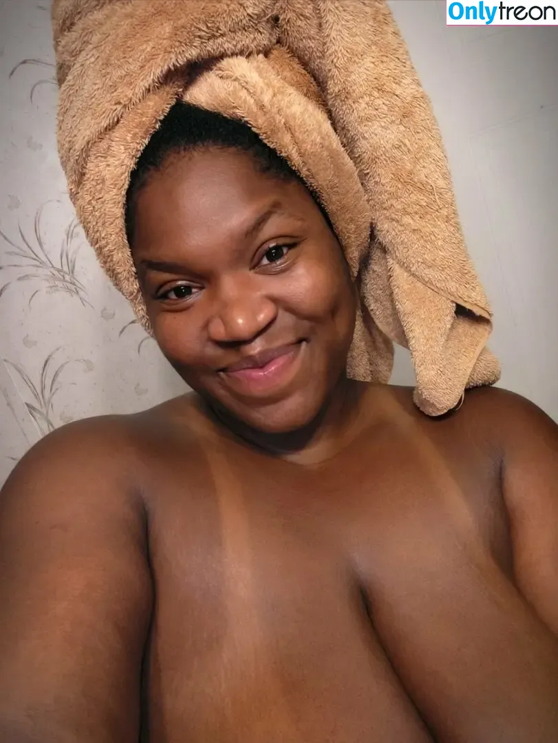 Marvelouslythiq nude photo #0044 (Marvelouslythiq)