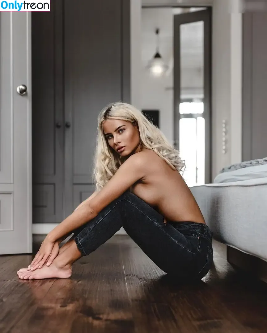 Mary.Bella nude photo #0245 (Mary.Bella)