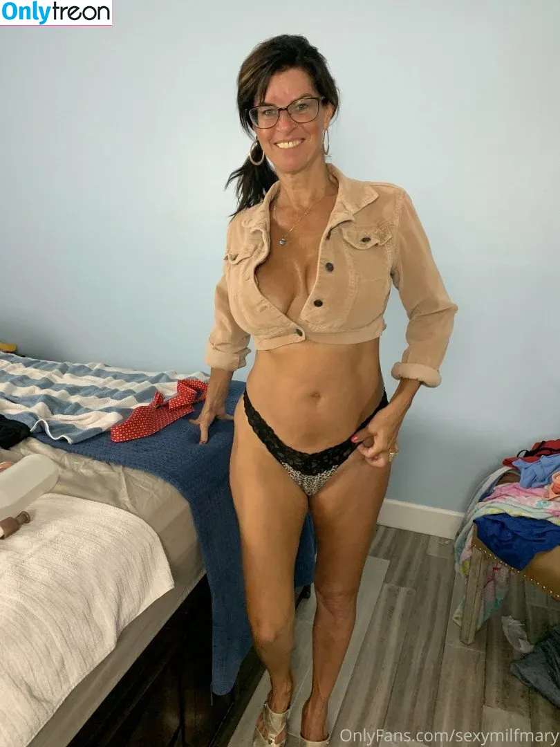 Mary Burke nude photo #0039 (mary_burke / milfmaryburke / sexymilfmary)