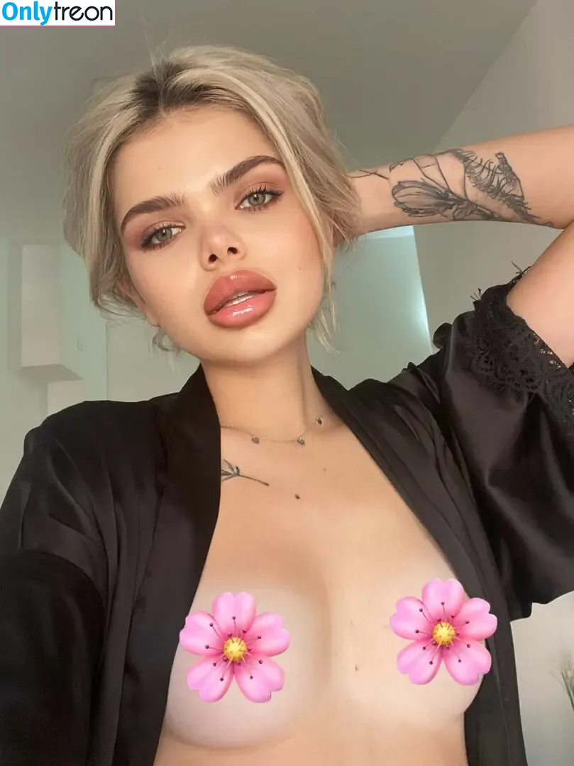 Mary_Myr nude photo #0002 (mary_myray)
