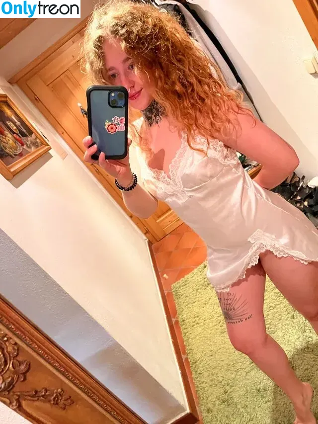 Maryjane Auryn nude photo #0377 (maryjaneauryn.18)