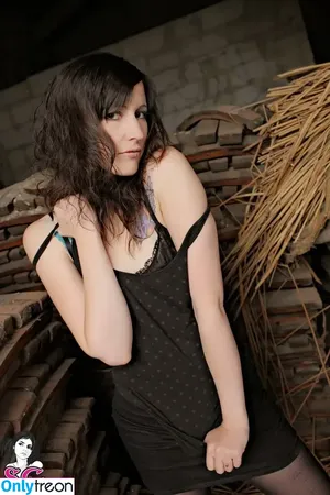  nude photo #0024