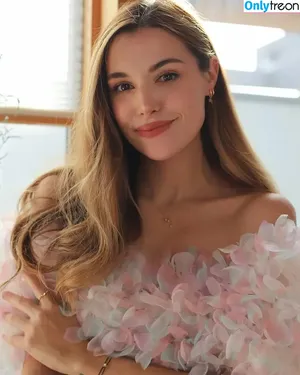 Marzia Kjellberg / itsmarziapie nude photo #0043