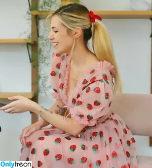 Marzia Kjellberg / itsmarziapie nude photo #0045