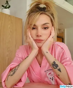 Marzia Kjellberg / itsmarziapie nude photo #0049