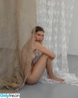 Masha Amen / Marie Kuzovleva / Marie Yeltsina / amenmasha nude photo #0012