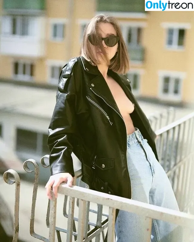Masha Amen nude photo #0017 (Marie Kuzovleva / Marie Yeltsina / amenmasha)