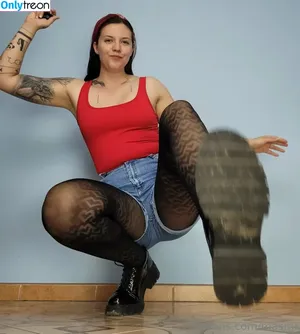 masmr / MaryJunefeet / a.masmr nude photo #0209