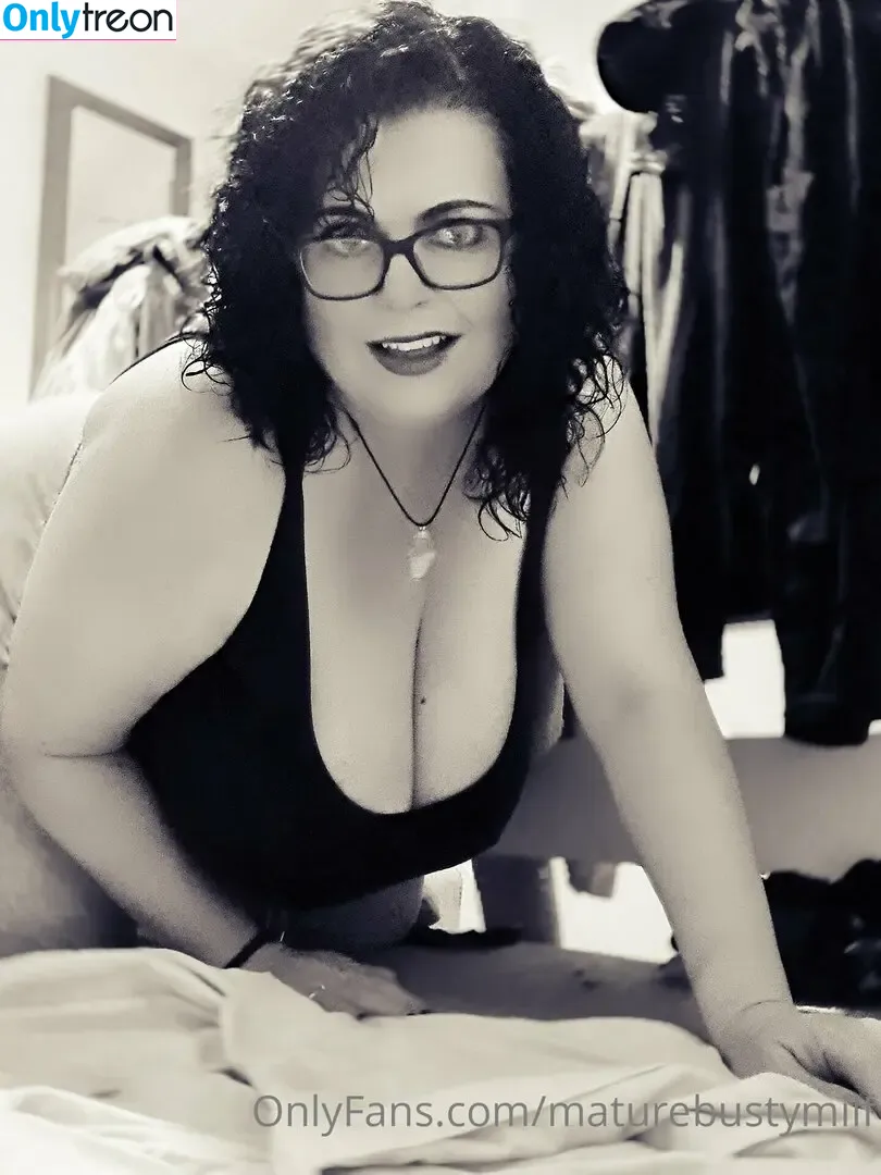maturebustymom nude photo #0152 (thebusymommylife)