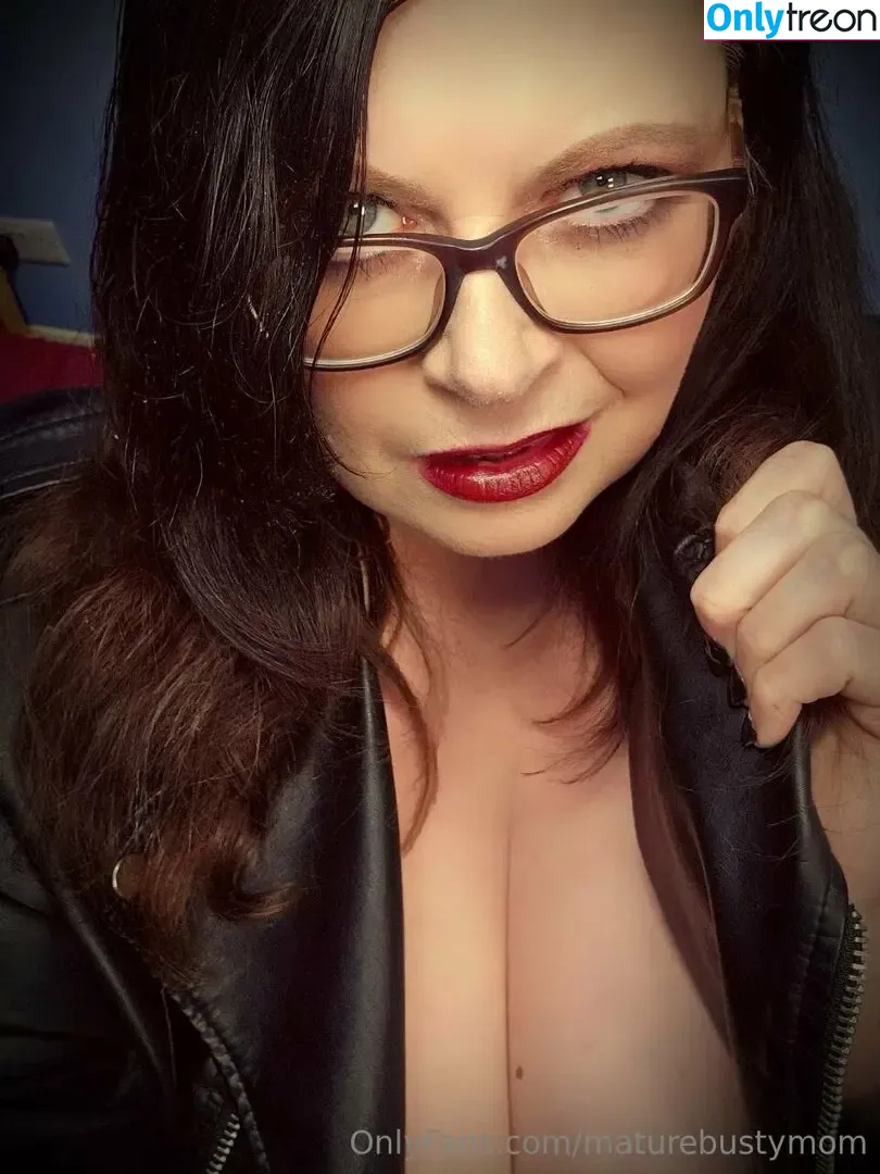maturebustymom nude photo #0161 (thebusymommylife)
