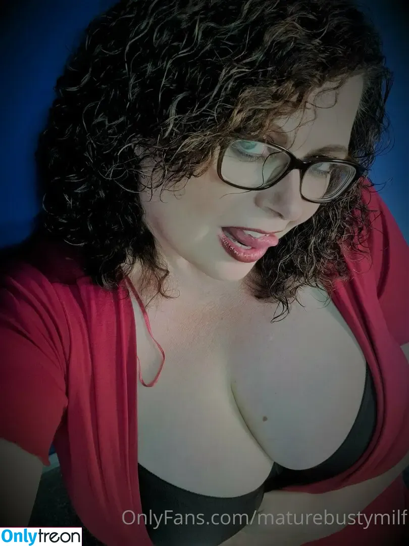 maturebustymom nude photo #0164 (thebusymommylife)