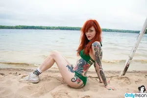 Maud Franklen / maudnoir / maudsuicide nude photo #0014