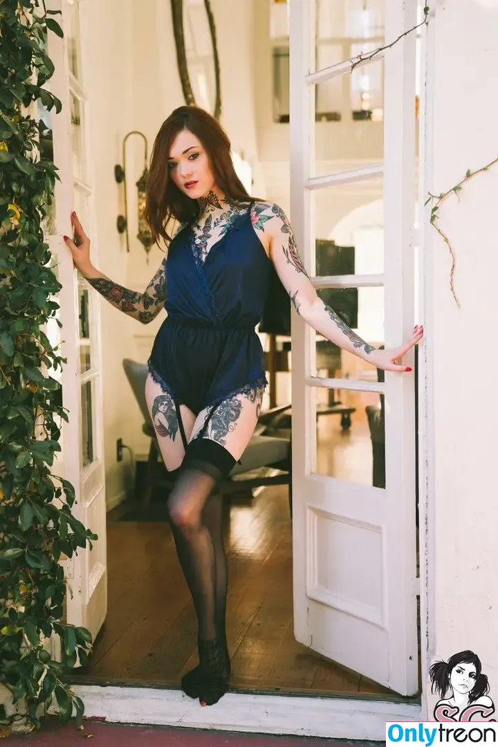 Maud Franklen nude photo #0173 (maudnoir / maudsuicide)