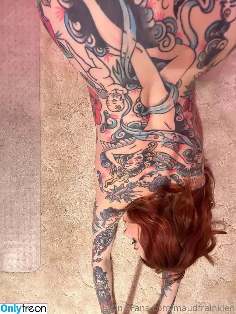 Maud Franklen nude photo #2920 (maudnoir / maudsuicide)