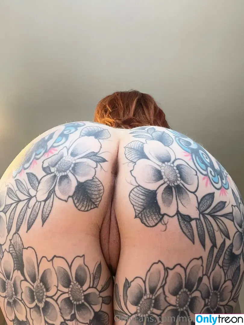 Maud Franklen nude photo #3016 (maudnoir / maudsuicide)
