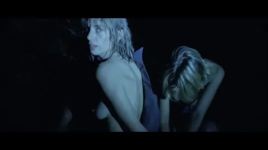 Maya Hawke / maya_hawke / neohawk2 nude photo #0073