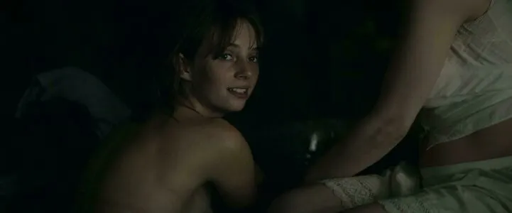 Maya Hawke / maya_hawke / neohawk2 nude photo #0090