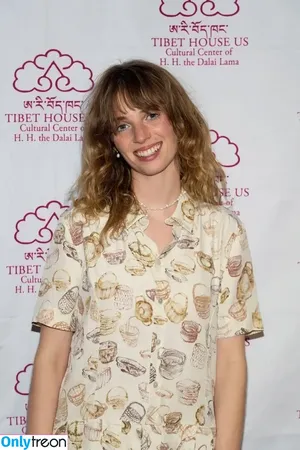 Maya Hawke / maya_hawke / neohawk2 nude photo #0277