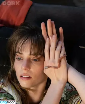 Maya Hawke / maya_hawke / neohawk2 nude photo #0327