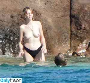 Maya Hawke / maya_hawke / neohawk2 nude photo #0364
