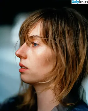 Maya Hawke / maya_hawke / neohawk2 nude photo #0431