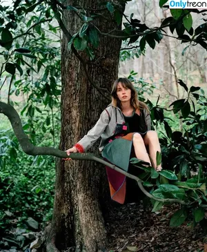 Maya Hawke / maya_hawke / neohawk2 nude photo #0435